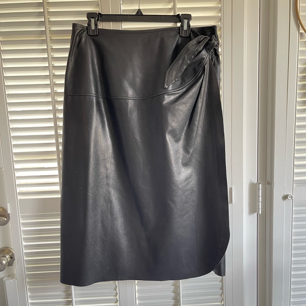 Elegant Black Leather Midi Wrap Skirt sz L-XL